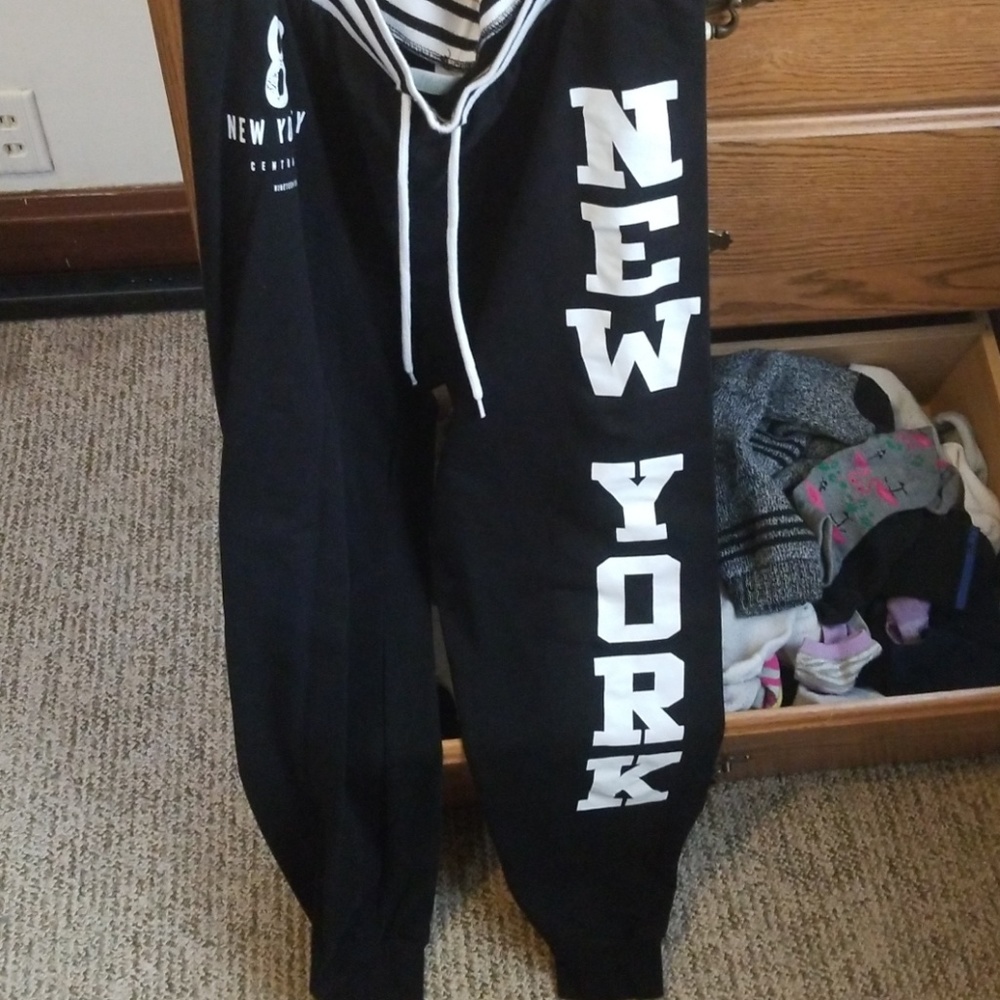 New York sweatpants